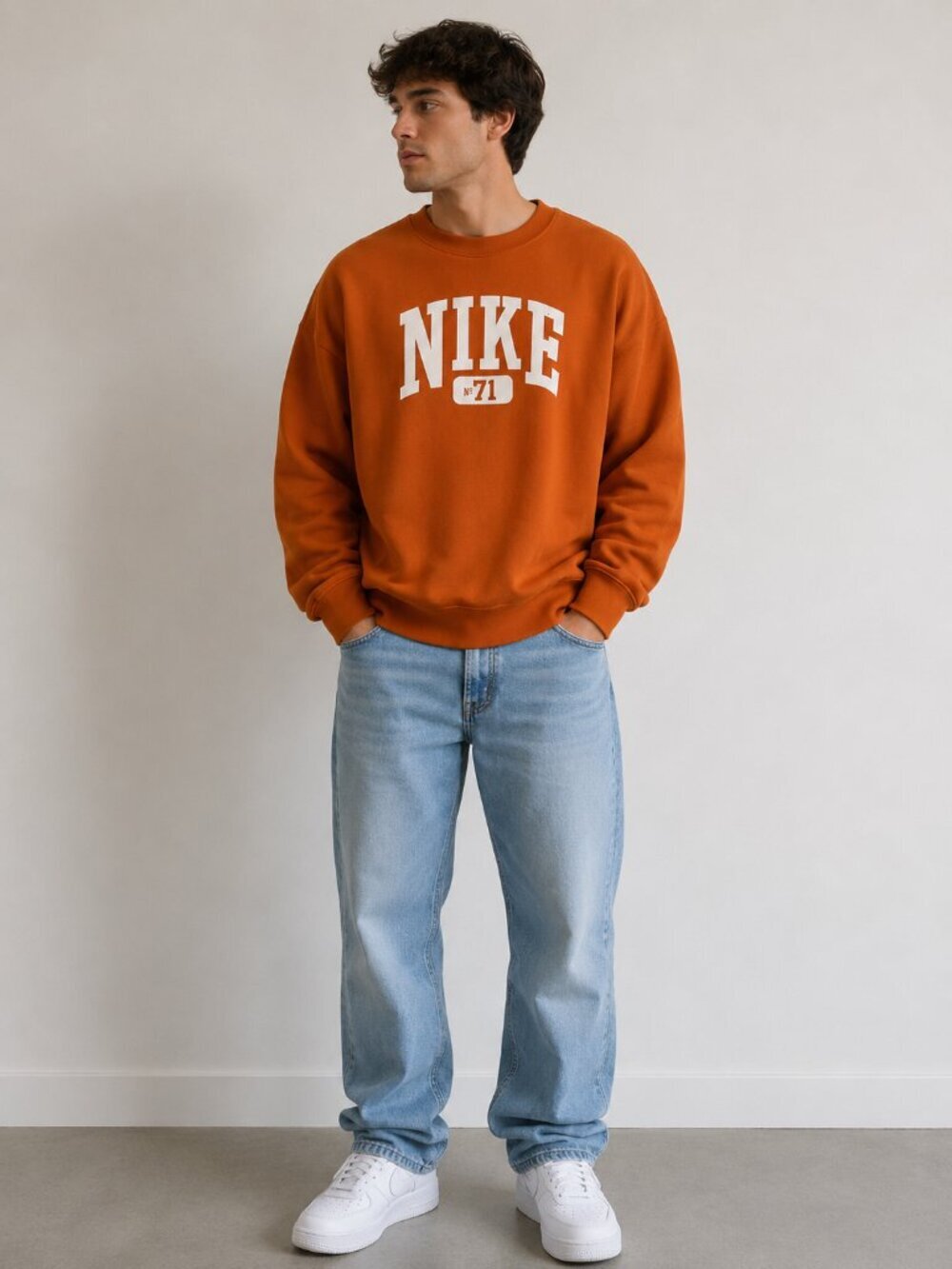 Nike vintage orange crewneck graphic X-Large